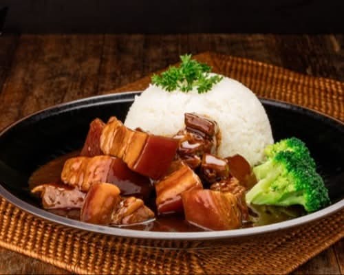 811 Braised Pork Belly with Rice 卤肉饭